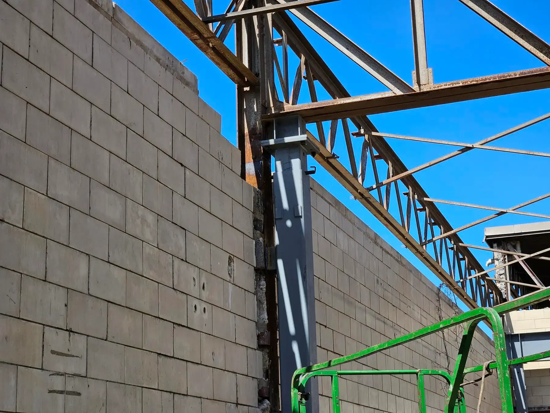 Industrial Flex Space Roofing in Flint, MI